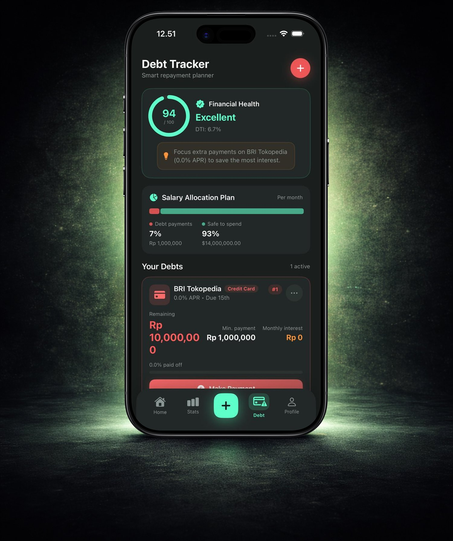 Layar Debt Tracker dengan Financial Health score